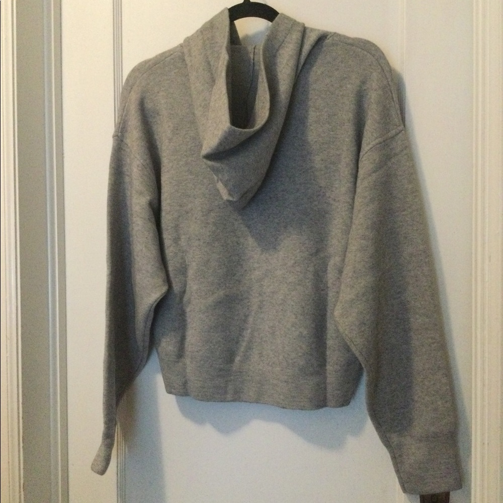 Onzie Cropped Hoodie - Grey Size: M/L - Picture 12 of 15